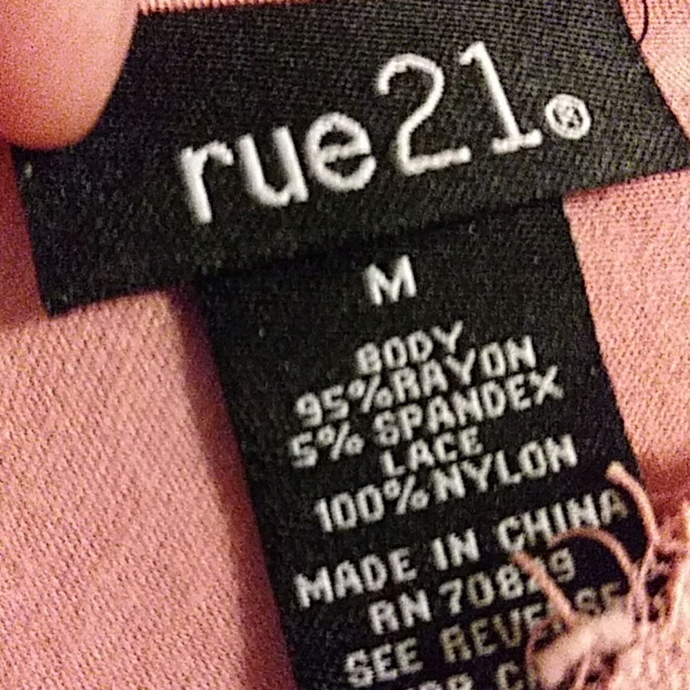 Lace top - Picture 2 of 3